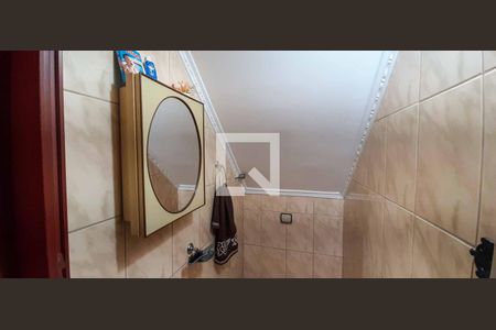 Casa à venda com 241m², 3 quartos e 2 vagas Casa à venda com 241m², 3 quartos e 2 vagasLavabo