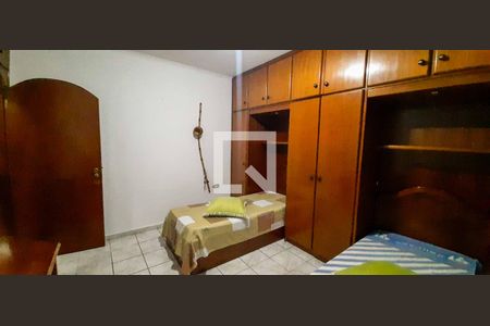 Casa à venda com 241m², 3 quartos e 2 vagas Casa à venda com 241m², 3 quartos e 2 vagasQuarto 2