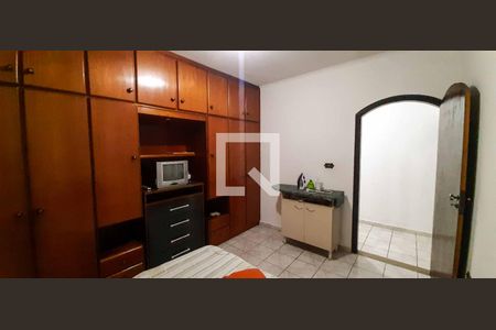 Casa à venda com 241m², 3 quartos e 2 vagas Casa à venda com 241m², 3 quartos e 2 vagasQuarto 1