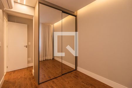 Apartamento à venda com 2 quartos, 90m² em Empresarial 18 do Forte, Barueri