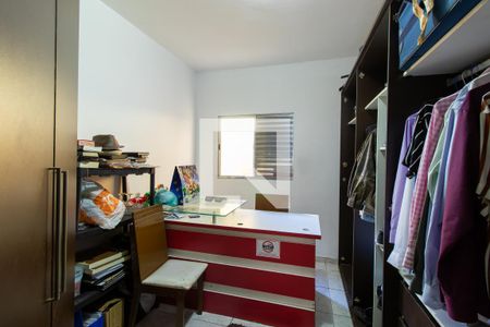 Casa para alugar com 420m², 5 quartos e 5 vagas Casa para alugar com 420m², 5 quartos e 5 vagasQuarto 4