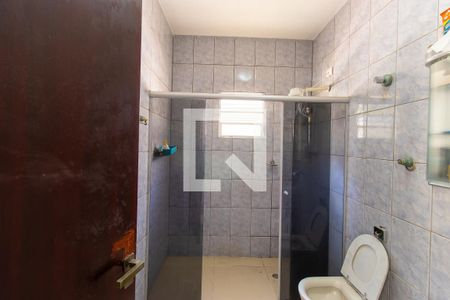 Casa para alugar com 420m², 5 quartos e 5 vagas Casa para alugar com 420m², 5 quartos e 5 vagasBanheiro andar inferior