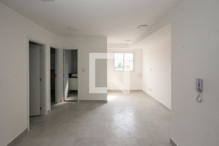 Sala e cozinha de apartamento para alugar com 2 quartos, 44m² em Vila Formosa, São Paulo