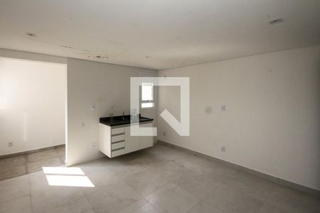 Sala e Cozinha de apartamento para alugar com 1 quarto, 42m² em Vila Formosa, São Paulo