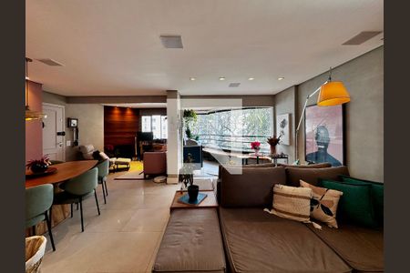 Sala de apartamento à venda com 2 quartos, 107m² em Campo Belo, São Paulo