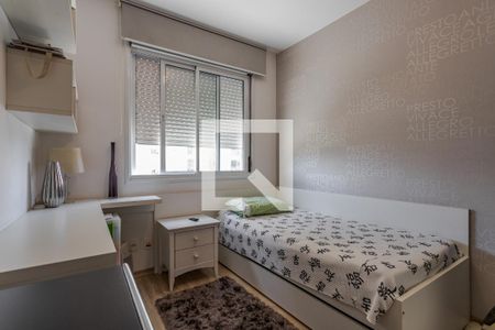 Quarto de apartamento para alugar com 2 quartos, 63m² em Vila Ipiranga, Porto Alegre