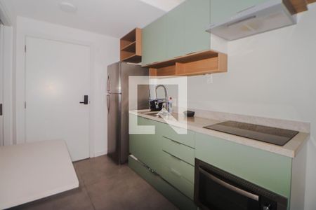 Cozinha de kitnet/studio para alugar com 1 quarto, 27m² em Petrópolis, Porto Alegre