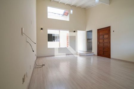 Sala de casa de condomínio para alugar com 3 quartos, 160m² em Parque Ortolândia, Hortolândia