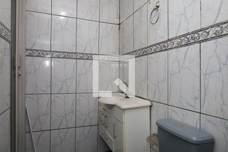 Banheiro de casa para alugar com 1 quarto, 90m² em Jardim Santa Maria, São Paulo