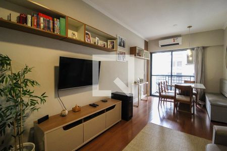 Sala de apartamento à venda com 2 quartos, 70m² em Indianópolis, São Paulo