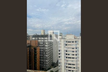 Sala Vista  de apartamento à venda com 4 quartos, 265m² em Higienópolis, São Paulo