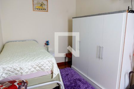 Casa à venda com 175m², 5 quartos e 2 vagas Casa à venda com 175m², 5 quartos e 2 vagasQuarto 3 - Suíte