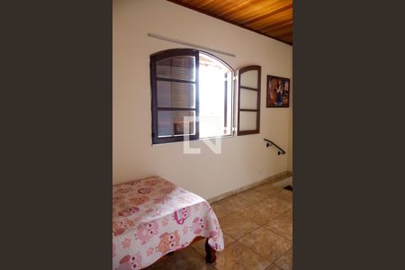 Casa à venda com 175m², 5 quartos e 2 vagas Casa à venda com 175m², 5 quartos e 2 vagasQuarto 4