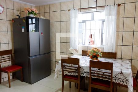 Casa à venda com 175m², 5 quartos e 2 vagas Casa à venda com 175m², 5 quartos e 2 vagasCozinha