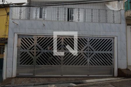 Casa à venda com 175m², 5 quartos e 2 vagas Casa à venda com 175m², 5 quartos e 2 vagasFachada