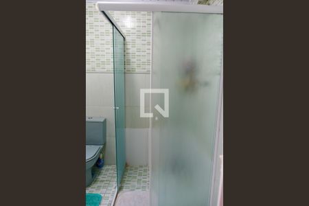 Casa à venda com 175m², 5 quartos e 2 vagas Casa à venda com 175m², 5 quartos e 2 vagasBanheiro do Quarto 3 - Suíte