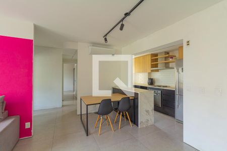 Sala de apartamento à venda com 2 quartos, 78m² em Igara, Canoas