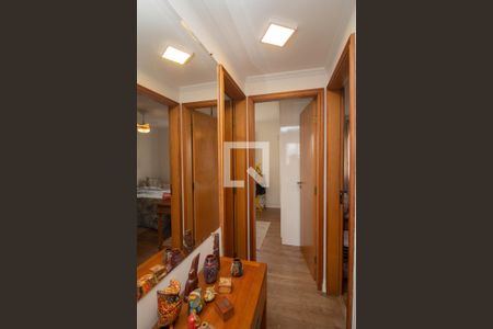 Corredor de apartamento à venda com 2 quartos, 69m² em Jardim Iris, São Paulo