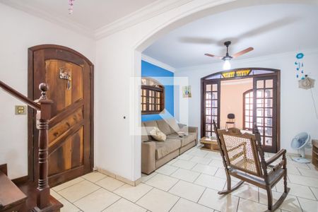 Sala de casa à venda com 3 quartos, 295m² em Quitaúna, Osasco