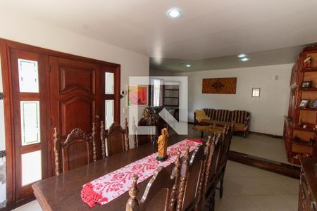 Sala de casa à venda com 4 quartos, 360m² em Largo da Batalha, Niterói