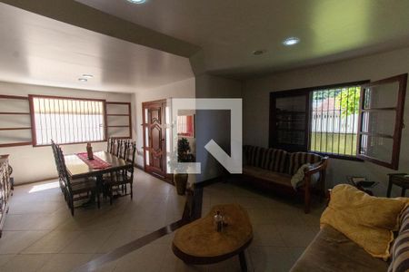 Sala de casa à venda com 4 quartos, 360m² em Largo da Batalha, Niterói