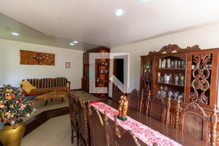 Sala de casa à venda com 4 quartos, 360m² em Largo da Batalha, Niterói