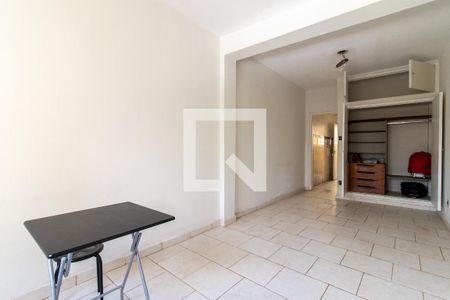 Sala/Quarto de apartamento para alugar com 1 quarto, 43m² em Conceicao, Campinas