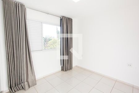 Suite de apartamento para alugar com 2 quartos, 97m² em Saraiva, Uberlândia