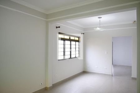 Sala de casa para alugar com 4 quartos, 320m² em Saraiva, Uberlândia