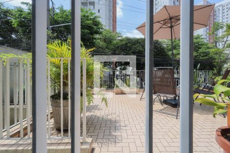 Vista da sala de estar de casa para alugar com 3 quartos, 240m² em Vila Nova Cachoeirinha, São Paulo