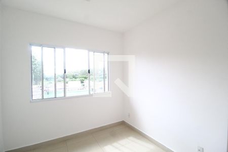 Sala de apartamento para alugar com 2 quartos, 45m² em Alvorada, Uberlândia