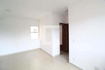 Sala de apartamento para alugar com 2 quartos, 45m² em Alvorada, Uberlândia