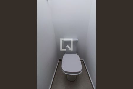 Casa à venda com 150m², 3 quartos e 2 vagas Casa à venda com 150m², 3 quartos e 2 vagasBanheiro 4