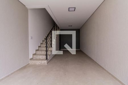 Casa à venda com 150m², 3 quartos e 2 vagas Casa à venda com 150m², 3 quartos e 2 vagasGaragem