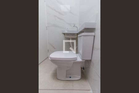 Casa à venda com 150m², 3 quartos e 2 vagas Casa à venda com 150m², 3 quartos e 2 vagasBanheiro da Suíte 2