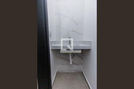 Casa à venda com 150m², 3 quartos e 2 vagas Casa à venda com 150m², 3 quartos e 2 vagasBanheiro 4