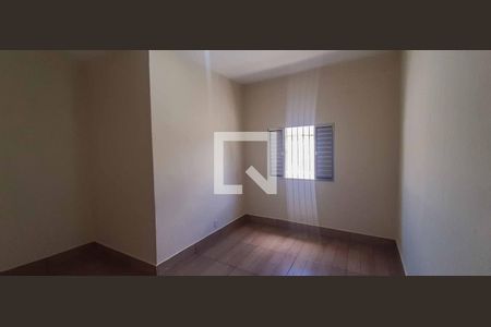 Casa à venda com 250m², 3 quartos e 4 vagas Casa à venda com 250m², 3 quartos e 4 vagasQuarto 1
