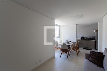 Sala de apartamento à venda com 2 quartos, 56m² em São Luiz, Belo Horizonte