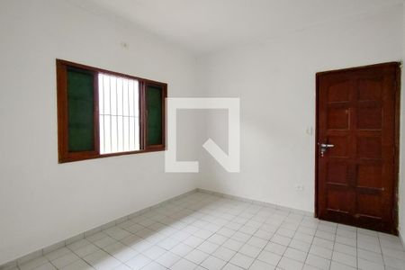 Suite de casa para alugar com 2 quartos, 70m² em Nova Mirim, Praia Grande