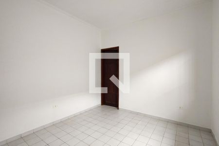 Suite de casa para alugar com 2 quartos, 70m² em Nova Mirim, Praia Grande