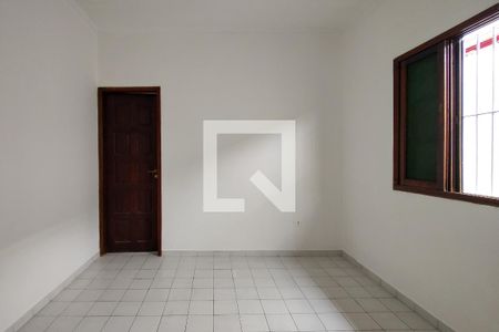 Suite de casa para alugar com 2 quartos, 70m² em Nova Mirim, Praia Grande