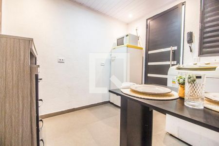 Sala/Cozinha de apartamento para alugar com 3 quartos, 14m² em Cidade Ariston Estela Azevedo, Carapicuíba