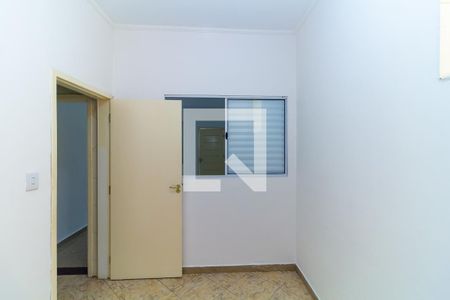 Quarto 1 de casa para alugar com 2 quartos, 110m² em Jardim Avelino, São Paulo