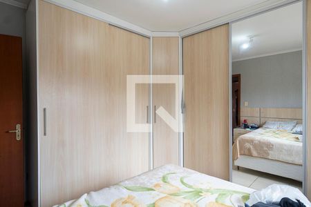 Quarto 1 de apartamento à venda com 2 quartos, 63m² em Teresópolis, Porto Alegre