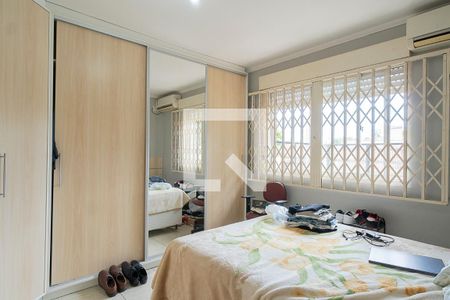 Quarto 1 de apartamento à venda com 2 quartos, 63m² em Teresópolis, Porto Alegre