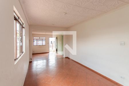 Sala   de casa para alugar com 2 quartos, 120m² em Vila Nivi, São Paulo