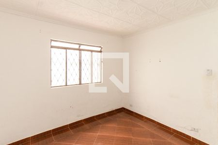 Quarto 2   de casa para alugar com 2 quartos, 120m² em Vila Nivi, São Paulo