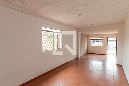 Sala   de casa para alugar com 2 quartos, 120m² em Vila Nivi, São Paulo