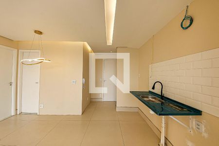 Apartamento para alugar com 42m², 2 quartos e 1 vagaSala/ Cozinha 