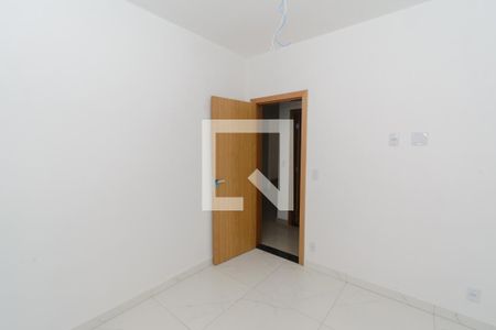 Quarto 1 de apartamento à venda com 2 quartos, 100m² em Novo Eldorado, Contagem